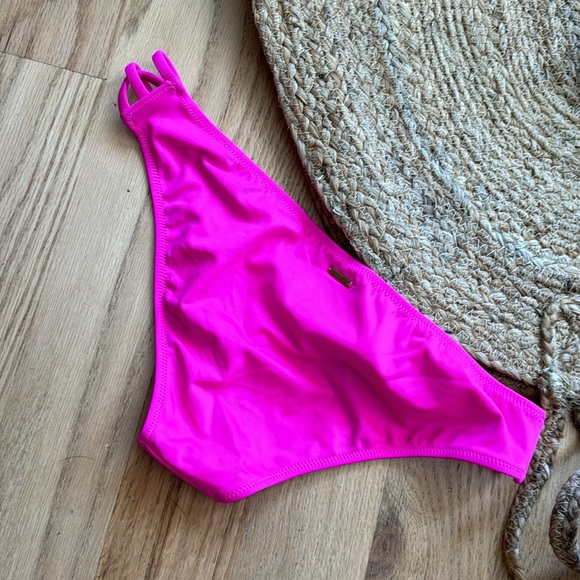 Victoria’s Secret set, never worn. - Picture 3 of 5